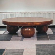 Журнальный столик Chestnut Central с шарообразными ножками