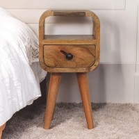Mini Curved Oak-Ish Nachttisch mit Ablagefach