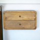 Curved Oak-Ish Wand-Nachttisch mit 2 Schubladen