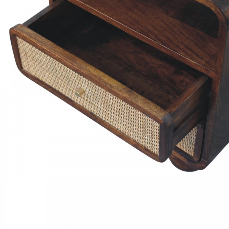Larissa Chestnut Nachttisch mit Rattanfronten