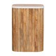 Oak-Ish Marmortisch mit Rillenstruktur